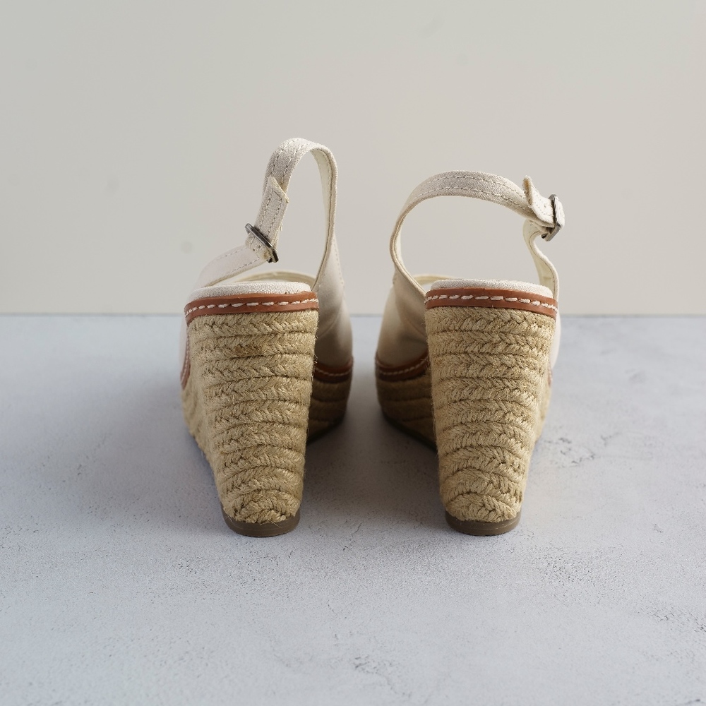 Espadrilles - Picture 3 of 4